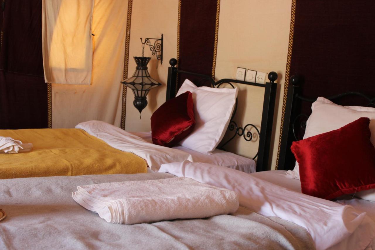 Asama Luxury Camp Hotel เมอร์ซูกา ภายนอก รูปภาพ