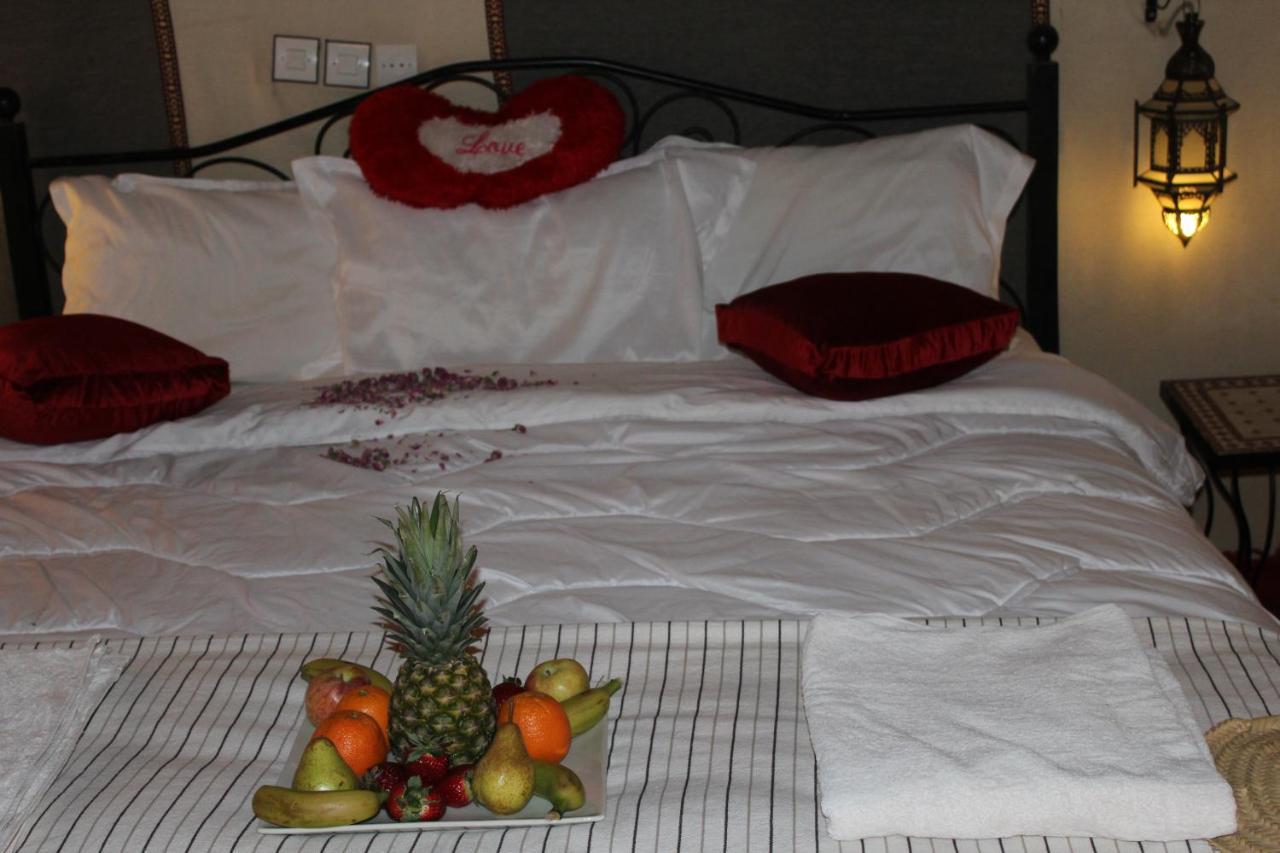 Asama Luxury Camp Hotel เมอร์ซูกา ภายนอก รูปภาพ