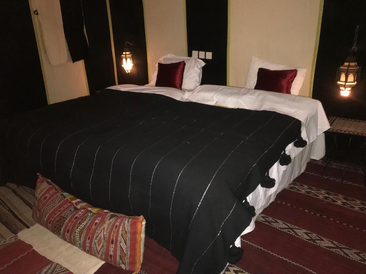 Asama Luxury Camp Hotel เมอร์ซูกา ภายนอก รูปภาพ