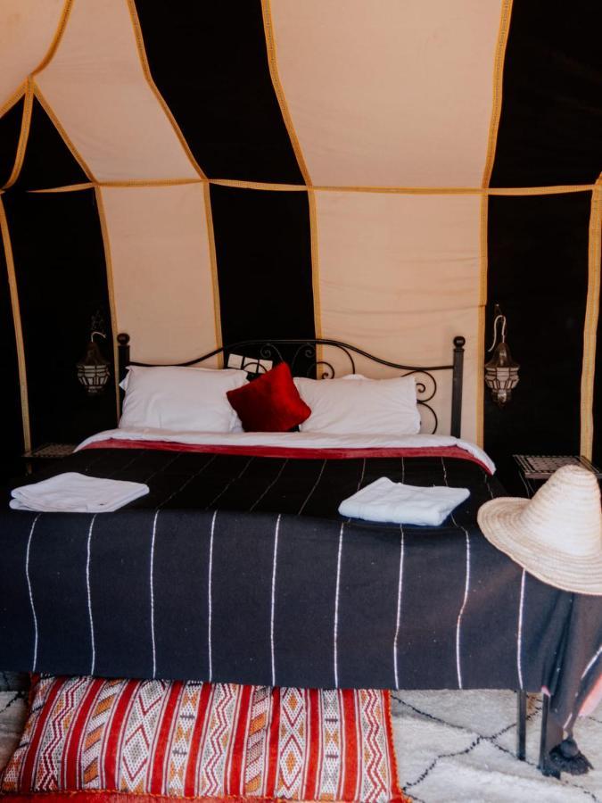 Asama Luxury Camp Hotel เมอร์ซูกา ภายนอก รูปภาพ